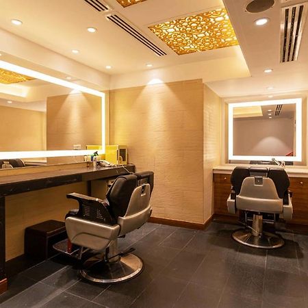 Dhaka Regency Hotel & Resort מראה חיצוני תמונה