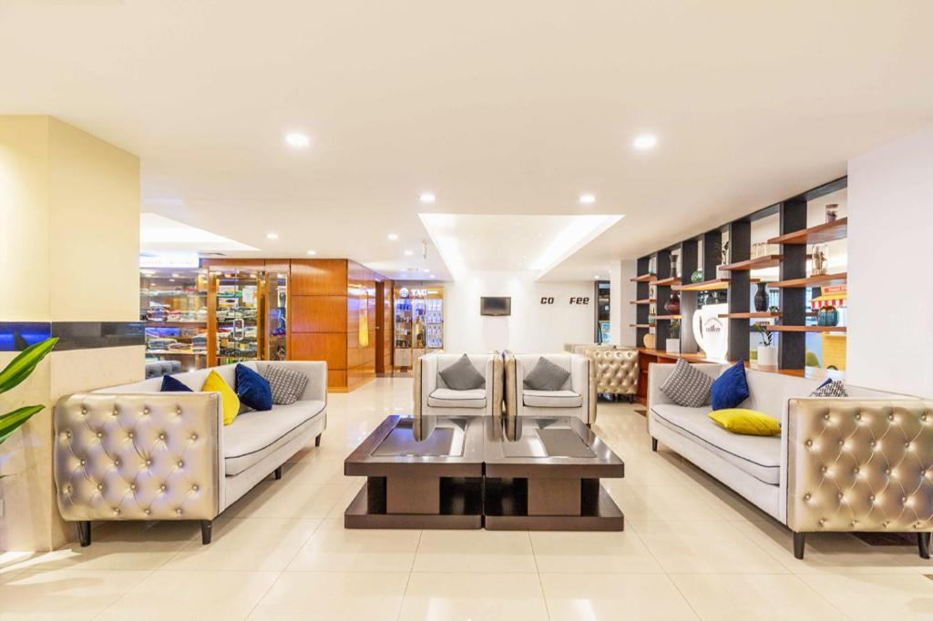 Dhaka Regency Hotel & Resort מראה חיצוני תמונה