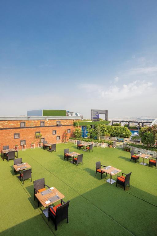 Dhaka Regency Hotel & Resort מראה חיצוני תמונה