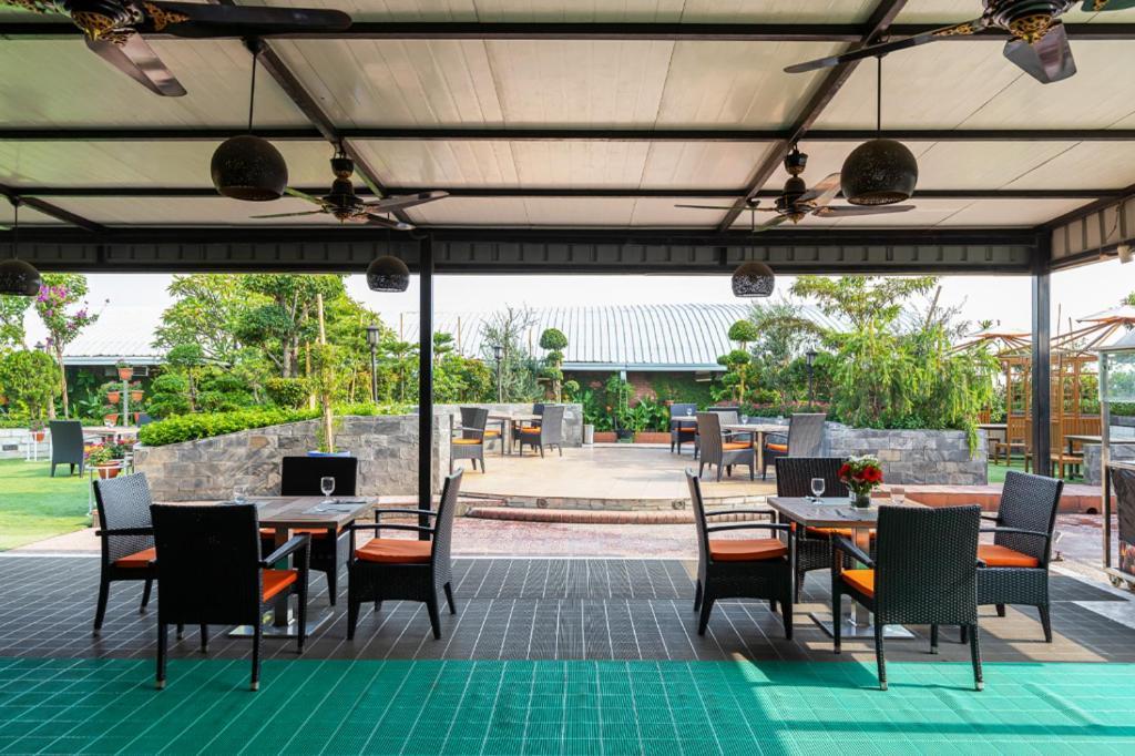 Dhaka Regency Hotel & Resort מראה חיצוני תמונה