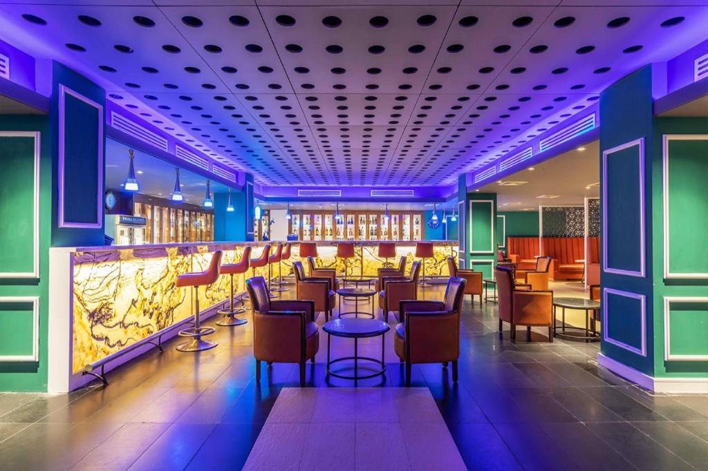 Dhaka Regency Hotel & Resort מראה חיצוני תמונה